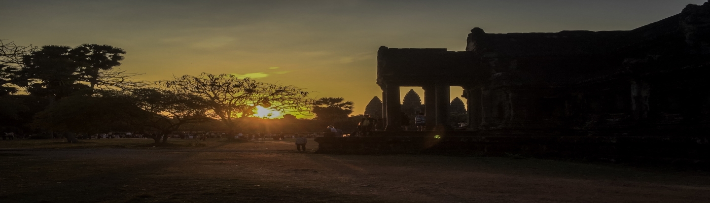 SPECTACULAR SUNRISE OVER ANGKOR WAT & BLESSING DAY